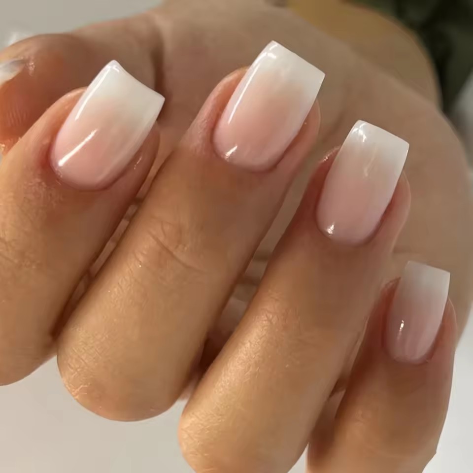 Uñas postizas cortas de color  - Nail Art Ombre Pink reseña y precio